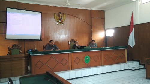 Rapat Bulanan Desember 2015
